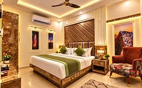 Hotel Bless Inn, City Centre - Freshly Renewed